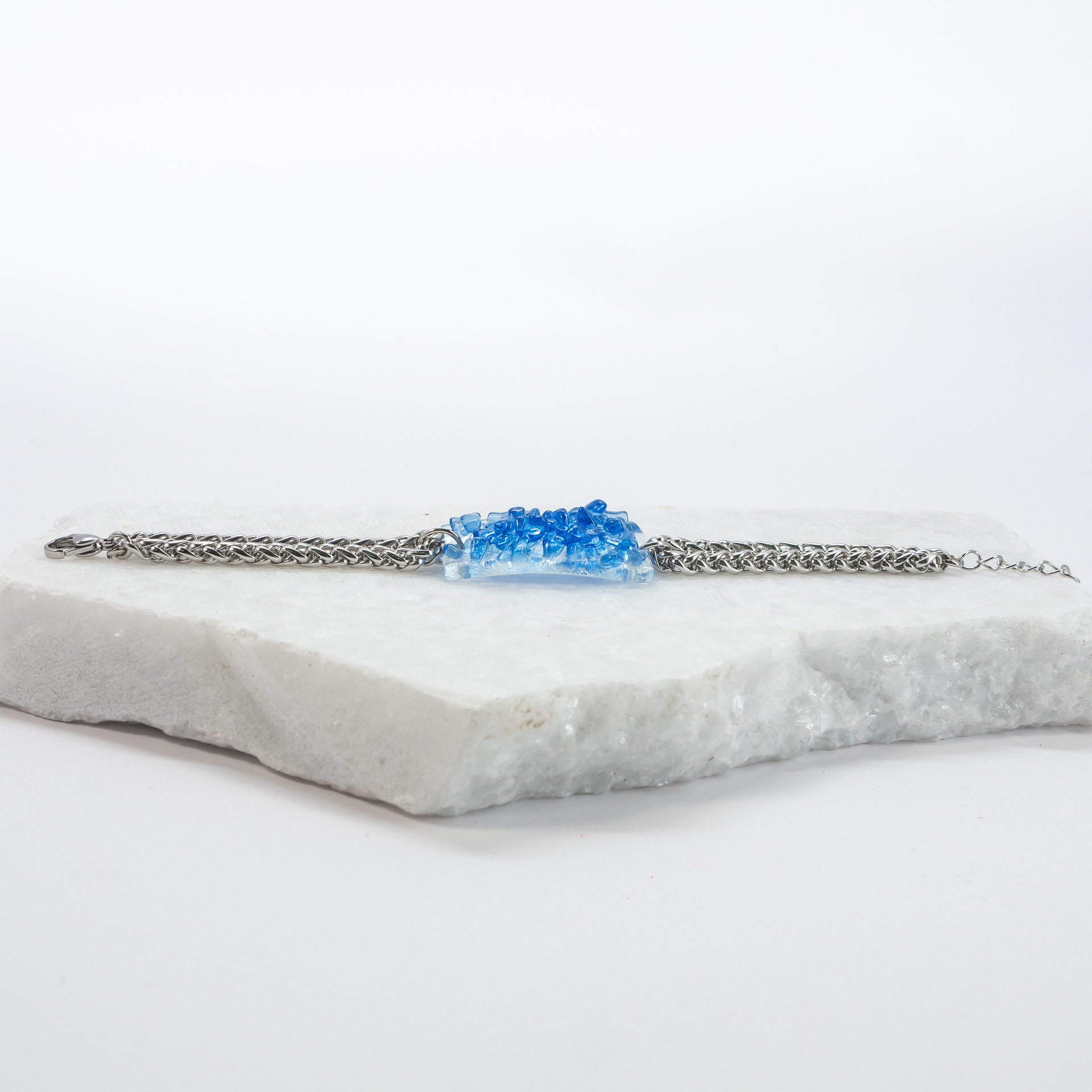 Arachthos water-royal-blue