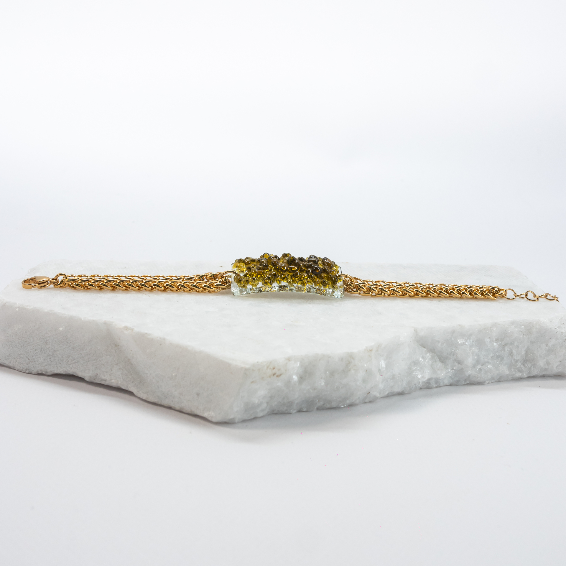 Arachthos wine-olive-green