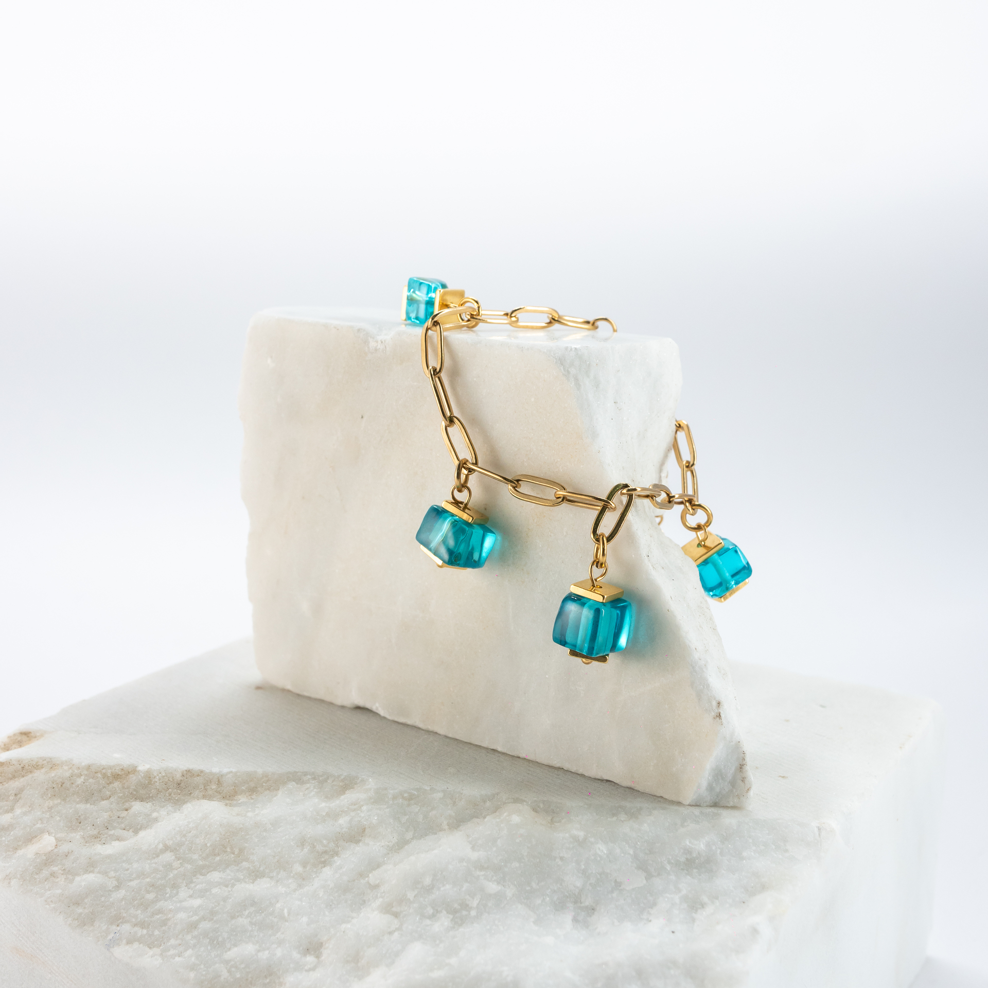 Synthesis bombay-turquoise-blue-gold