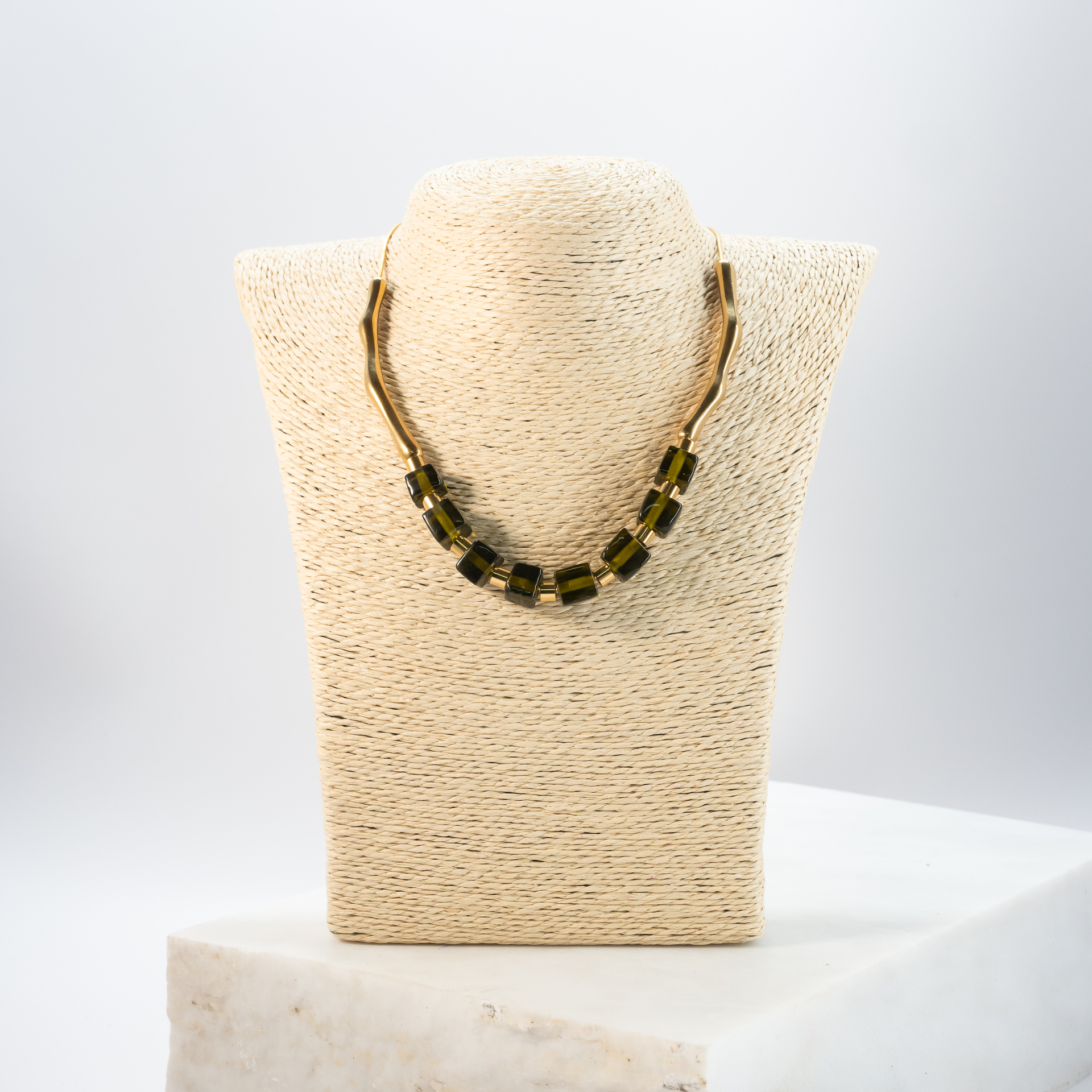 Empneusi wine-olive-green