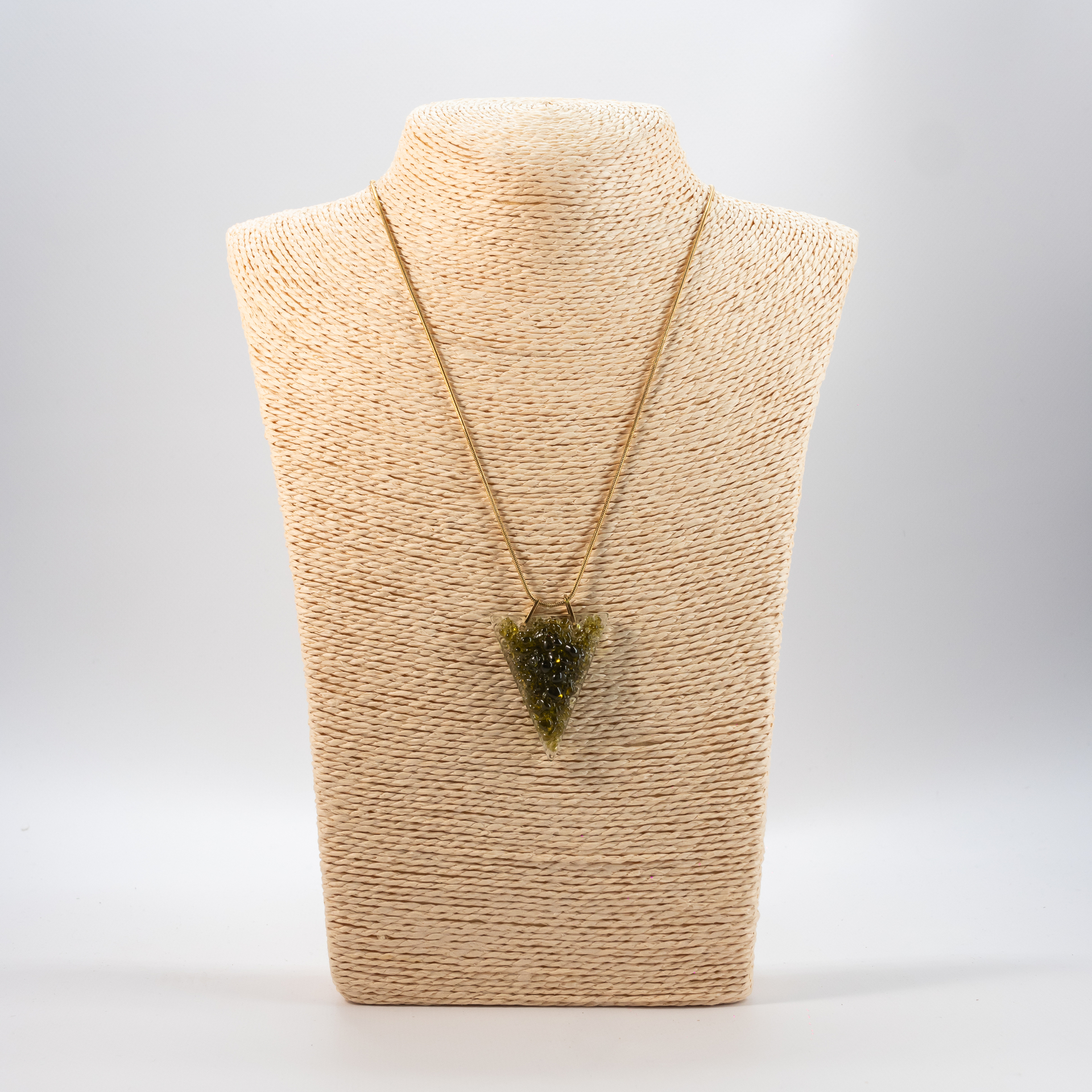 Kissavos wine-olive-green