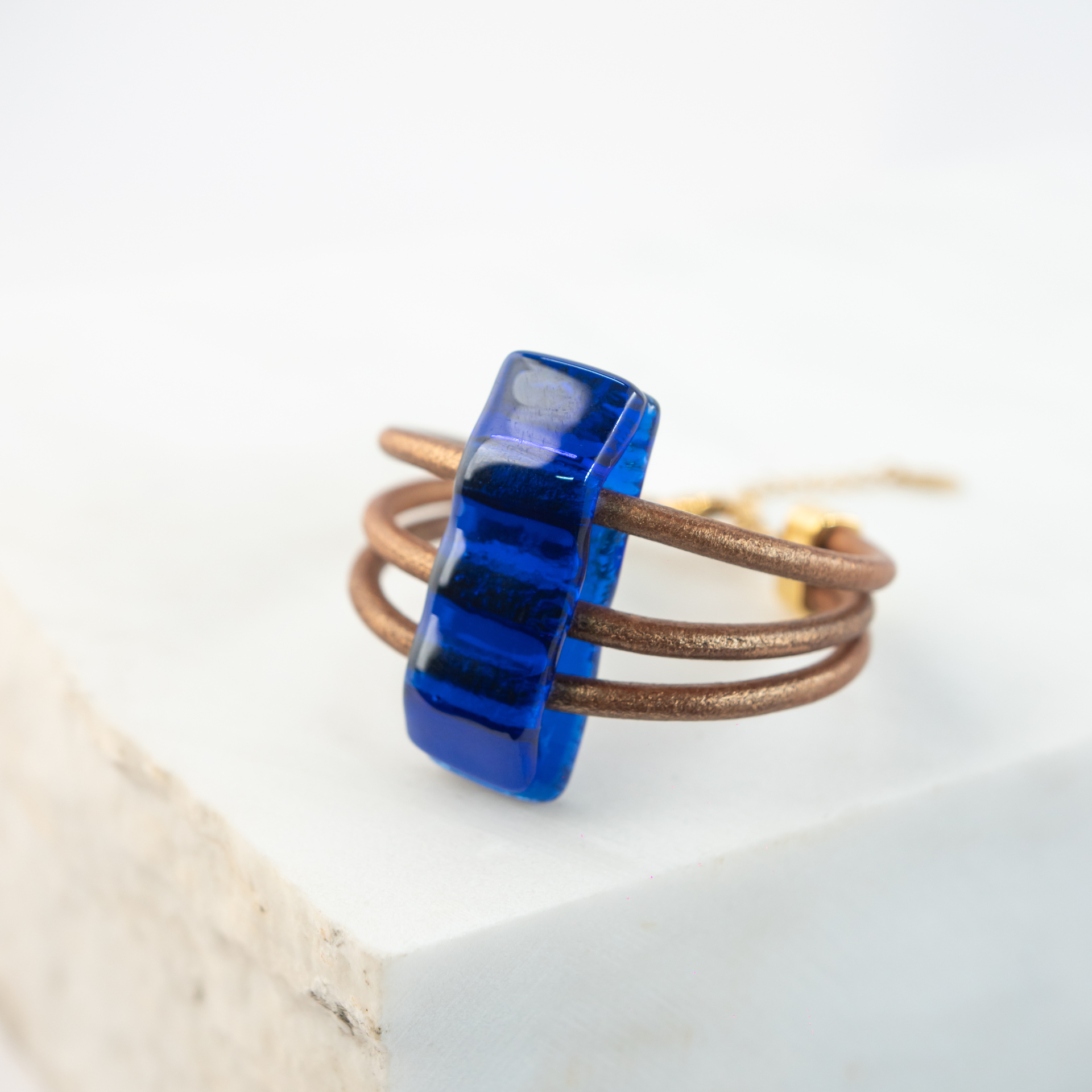 Lumisera water-royal-blue